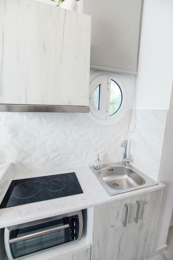 All You Need Is Nafplio Apartment Екстериор снимка