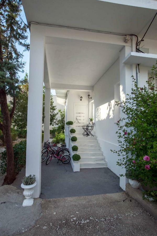 All You Need Is Nafplio Apartment Екстериор снимка