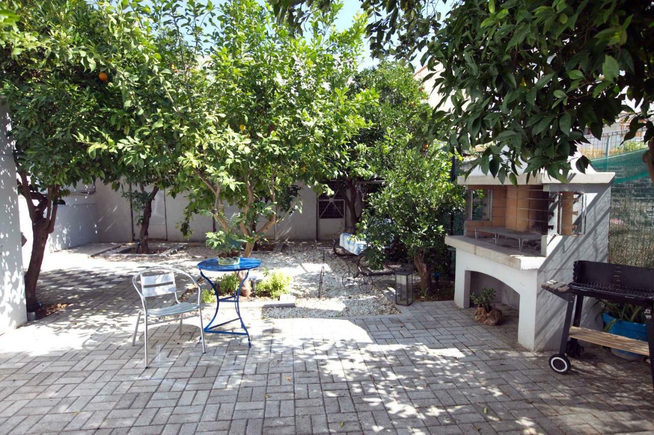 All You Need Is Nafplio Apartment Екстериор снимка